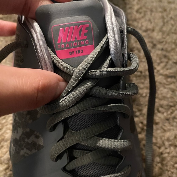 Women’s Nike Training Shoes - Picture 5 of 6